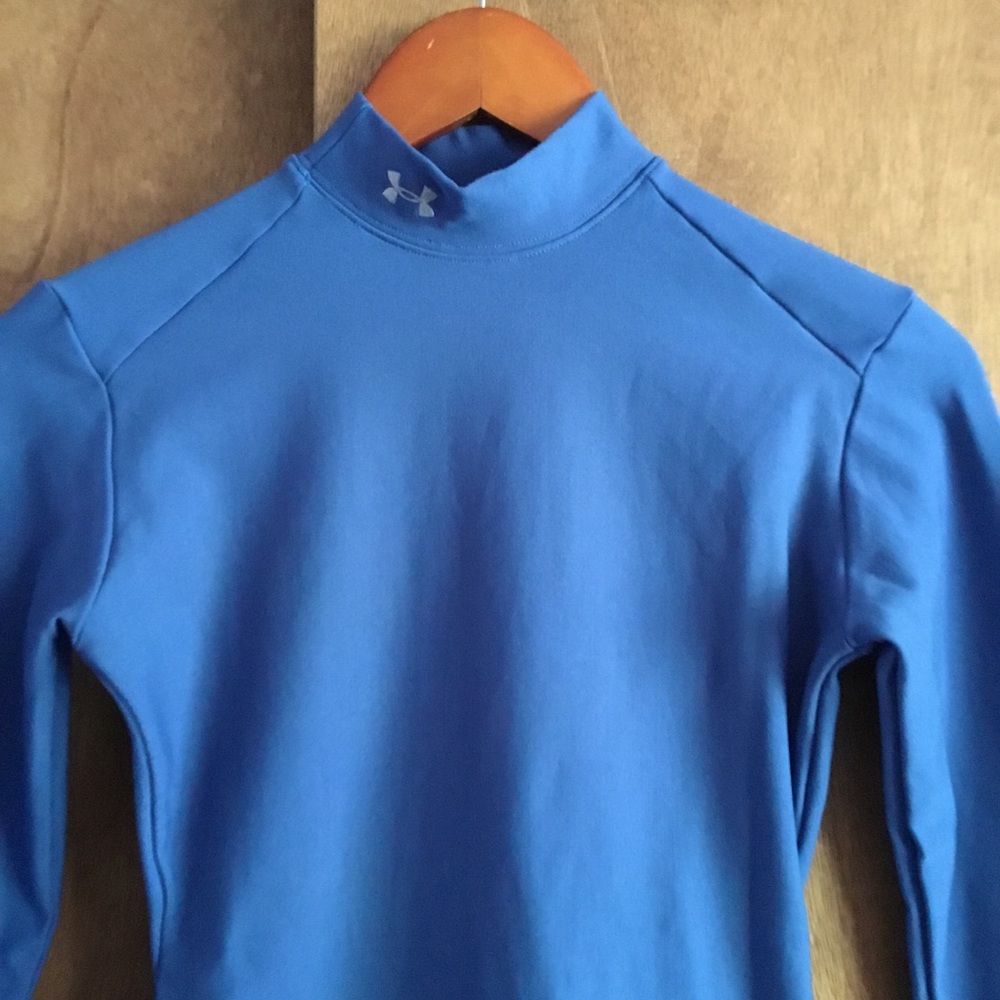 Under Armour Top